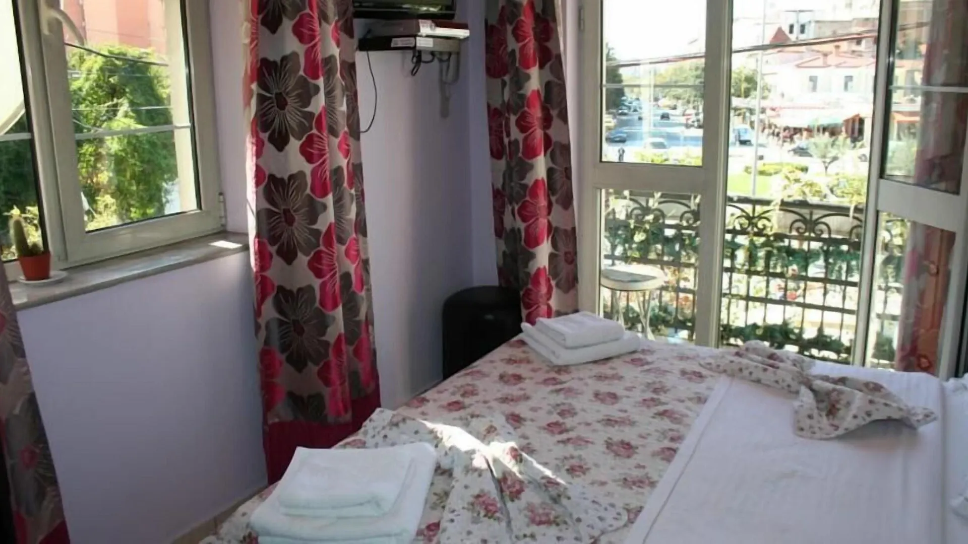 ***  Jolly City Center Hotel Tirana Albania