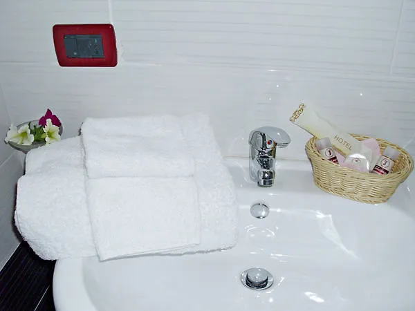 Jolly City Center Hotel Tirana