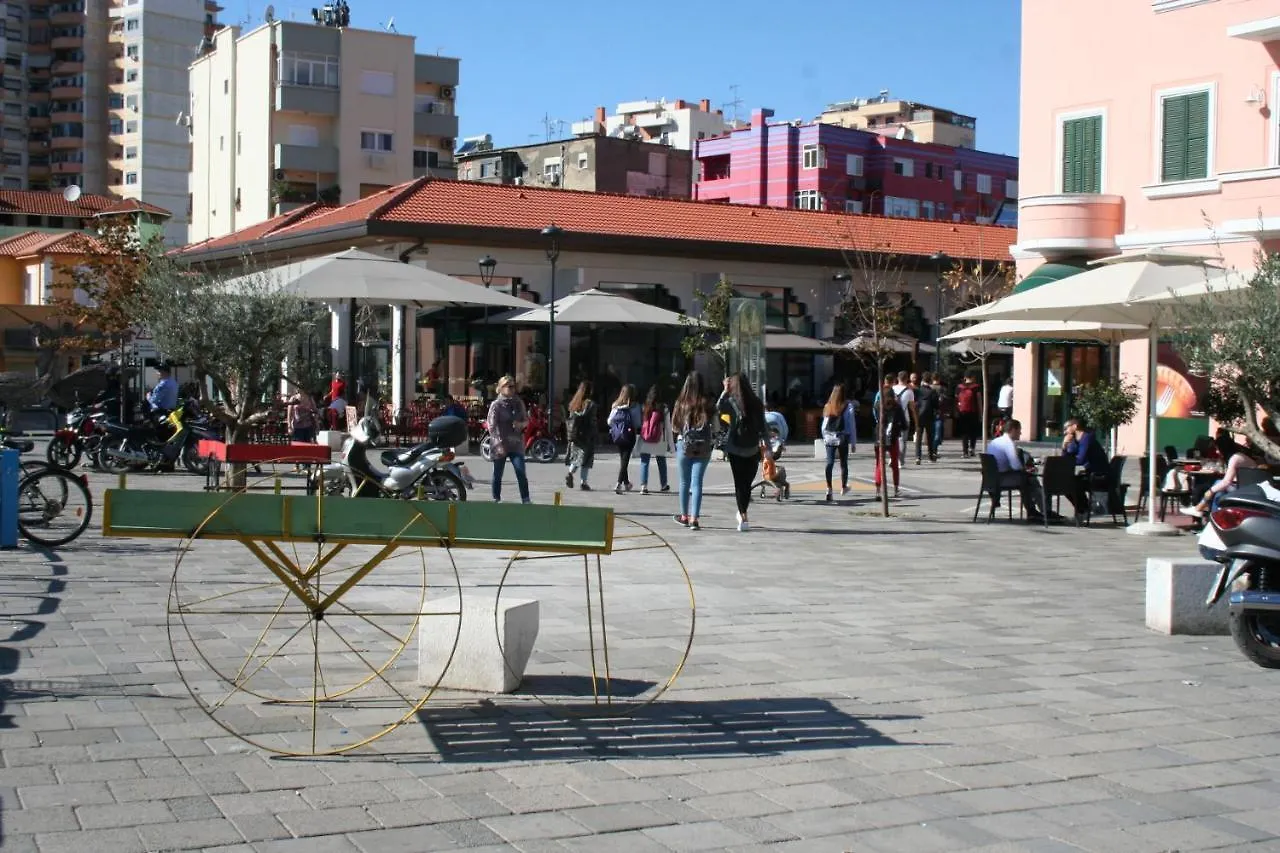 Jolly City Center Hotel Tirana 3*,